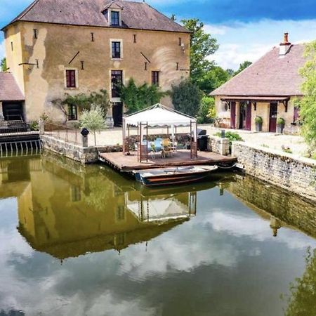 moulin de gateau Hotel Saint-Pierre-les-Etieux Buitenkant foto